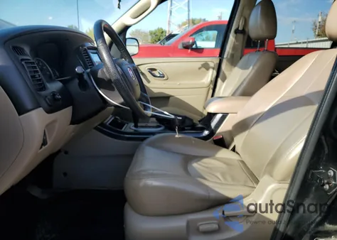 2005 Mazda Tribute z USA, uszkodzony, nr VIN 4F2YZ92Z25KM49832